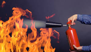 Kỹ năng thoát hiểm khi gặp hỏa hoạn - Tìm cách dập lửa